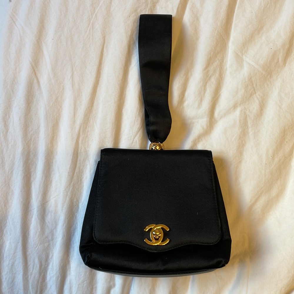 Chanel Vintage Mini CC Turn-lock Flap Party Bag - Picture 3 of 12